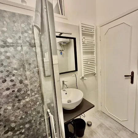 Edo's Rhome דירה