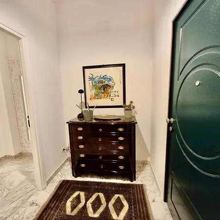 Apartament Edo's Rhome